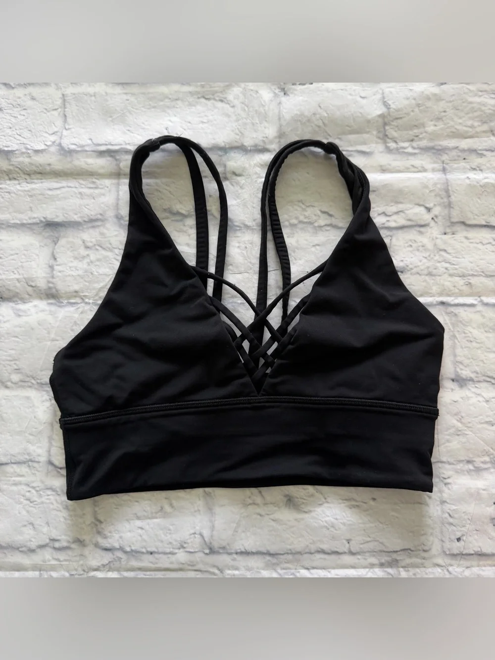Lululemon Bind & Cross Bra 6 | Black Medium Support